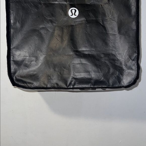LULULEMON ATHLETICA Black and White Reusable Large Tote Bag - Picture 4 of 7